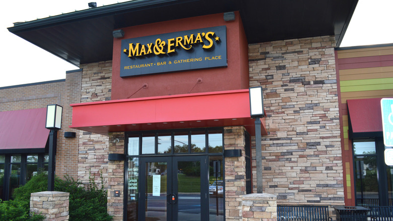 Max & Erma's restaurant exterior