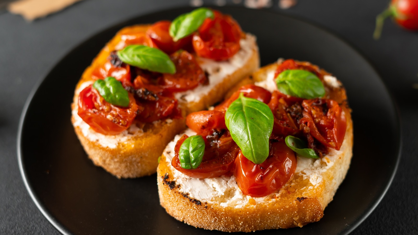 The 2Ingredient Balsamic Vinegar Substitute Your Bruschetta Needs