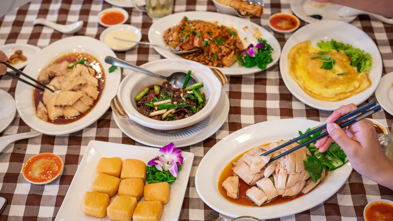 Singapore food at hawker center hainanese chicken