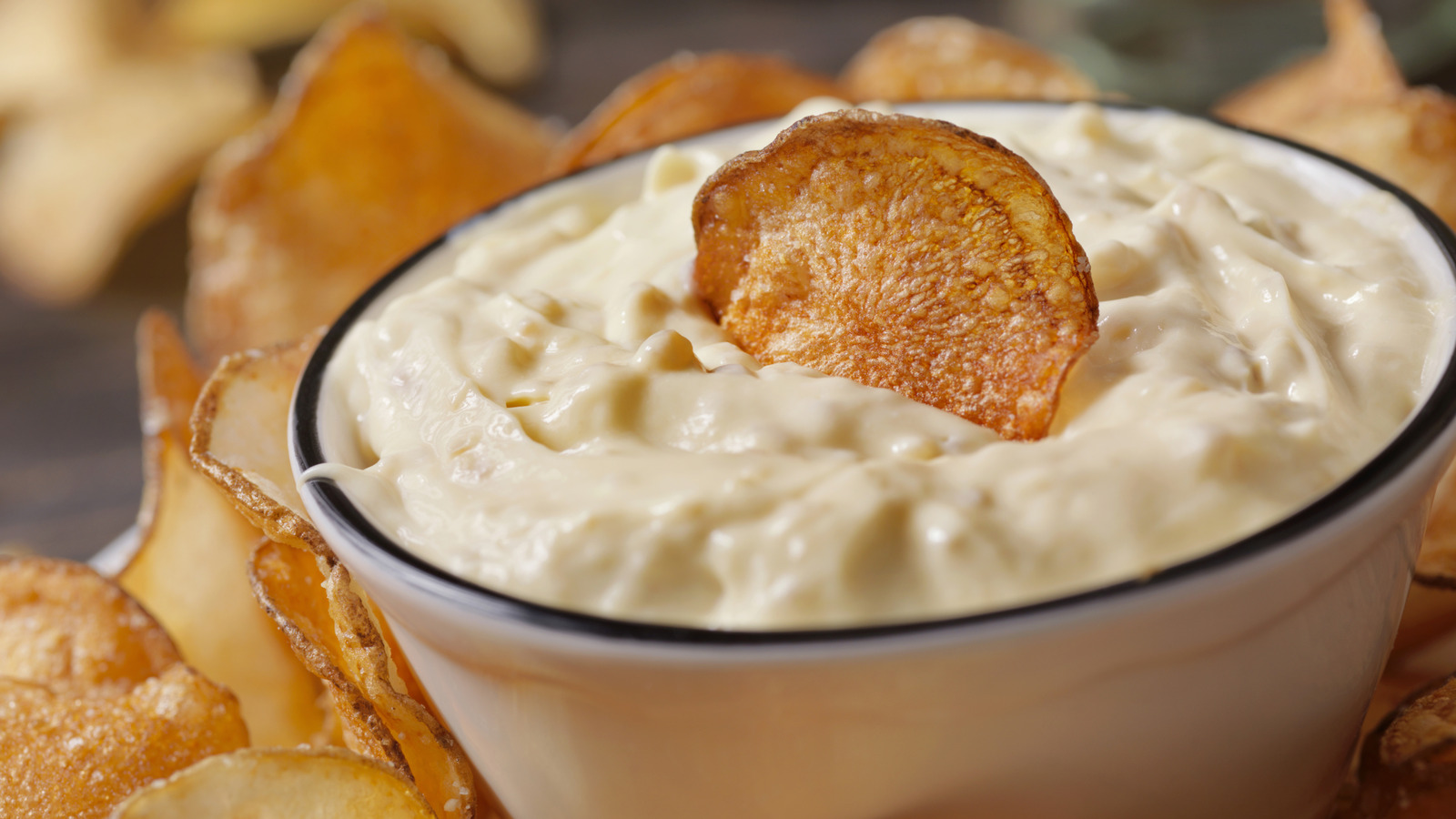 The 3-Ingredient Onion Dip That's So Easy It Feels Illegal