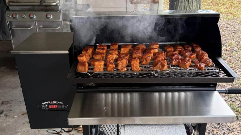 Oakwood smoked pork belly on smoker