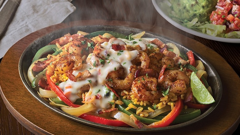 Advertisement for the Loaded Fajitas from Applebee's