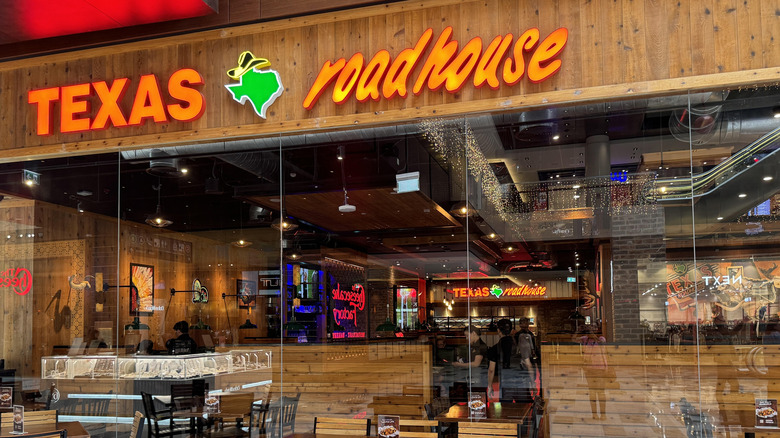Texas Roadhouse restaurant at The Galleria mall