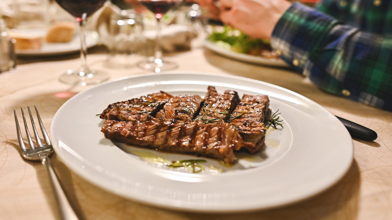 The 8 Worst Steakhouse Chains In America, According To Reviews - Tasting Table