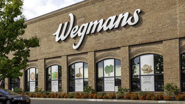 The exterior of a Wegmans grocery store in Buffalo, NY.