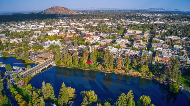 Aerial image of Bend Oregon with Deschutes River