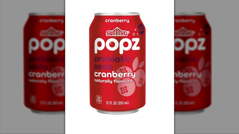 A can of cranberry Summit Popz Prebiotic Soda on a white background