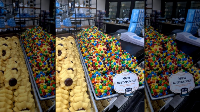 M&M butter cookies on display in bakery