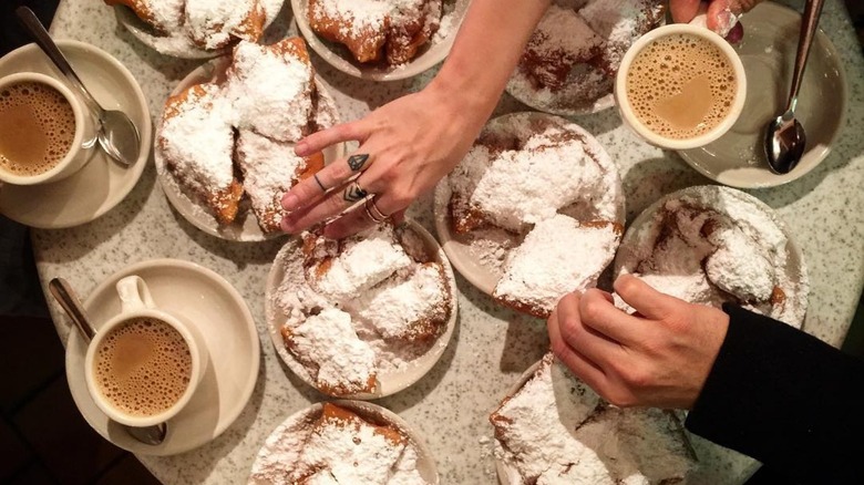 Cafe Du Monde beignets and coffee