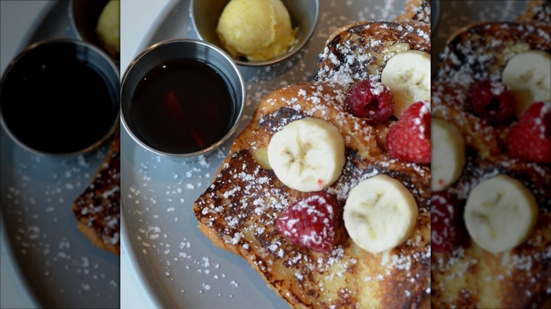 French toast with bananas and raspberries