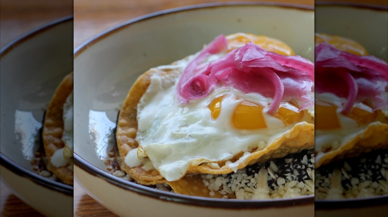 Dish of huevos rancheros