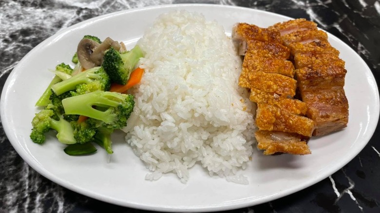 Pork belly with rice and vegetables