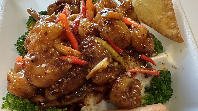 Hot and spicty chicken with broccoli