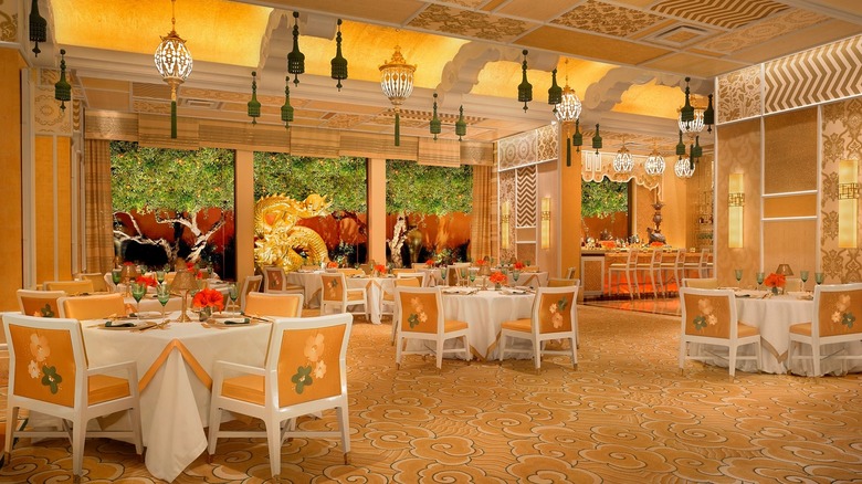 Dining room at Wing Lei