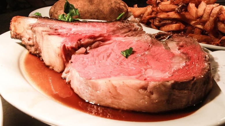 Prime rib with jus and fries