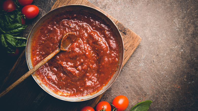 The 14 Absolute Best Tomato Paste Substitutes