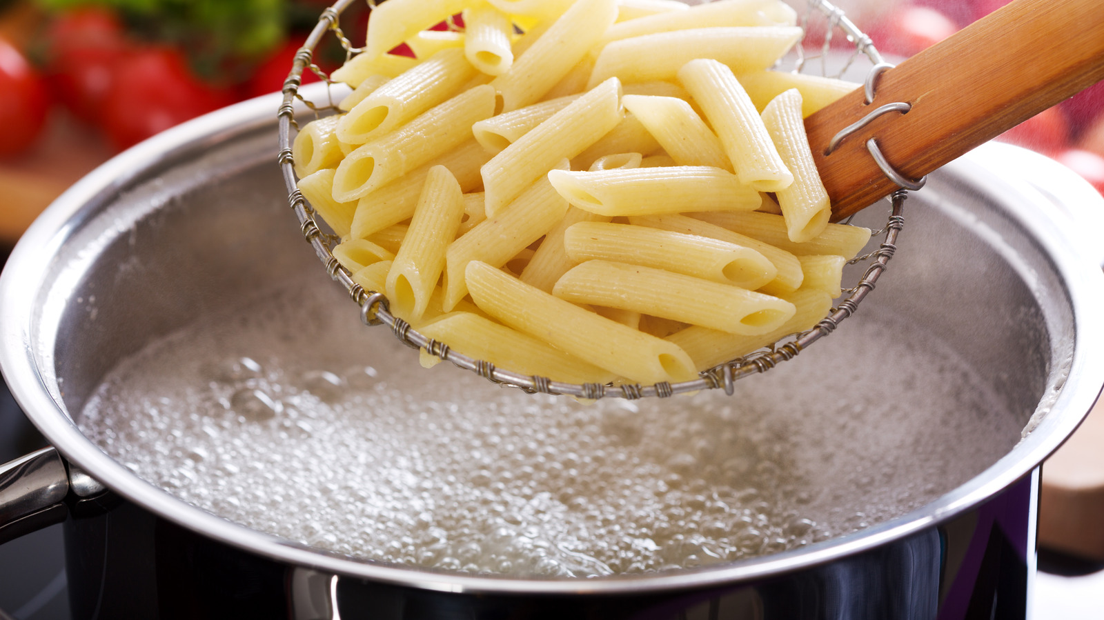 The Absolute Best Uses For Your Leftover Pasta Water