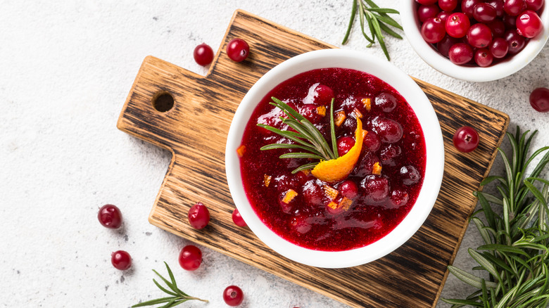cranberry sauce with orange and rosemary 