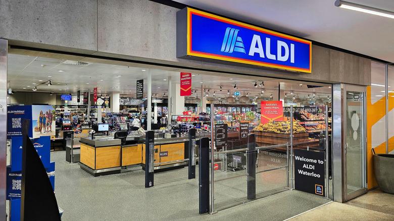 aldi store interior