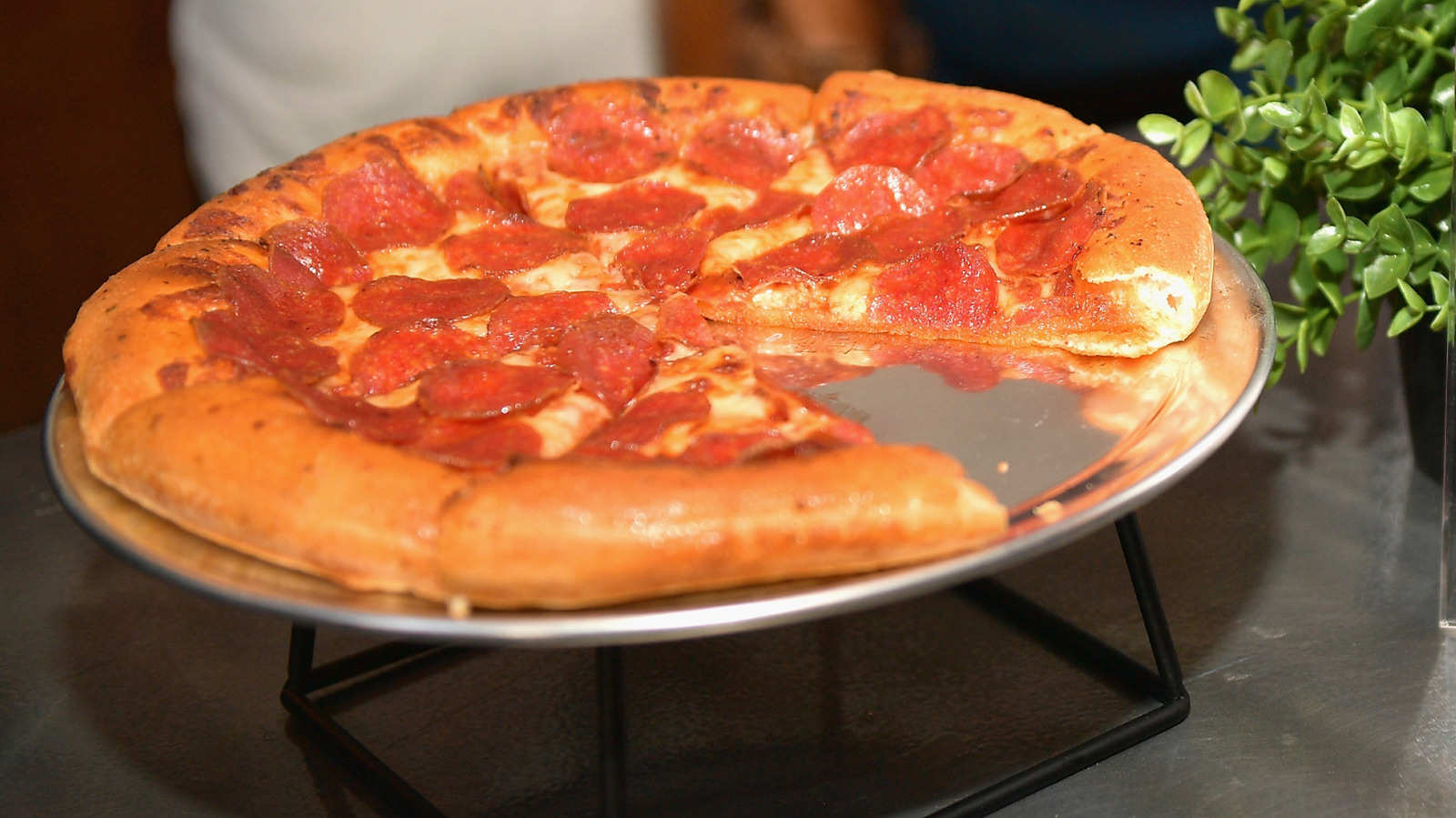 The American-Style Creamy Side Dish Pizza Hut Customers Get To Enjoy In Germany