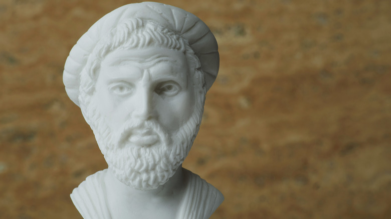 Pythagoras statue