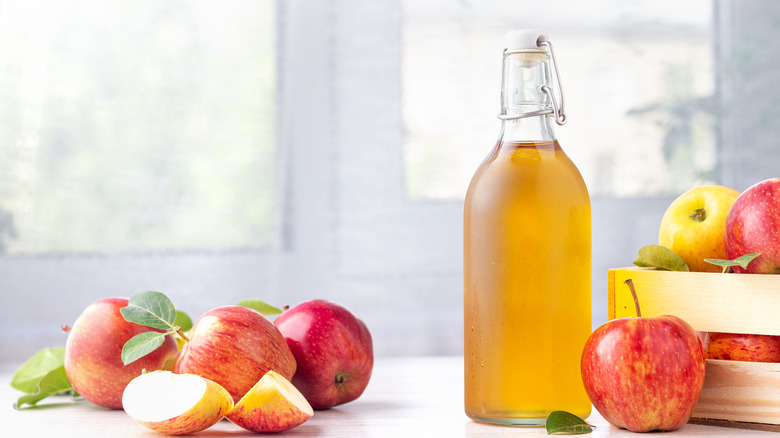A bottle of apple cider vinegar 