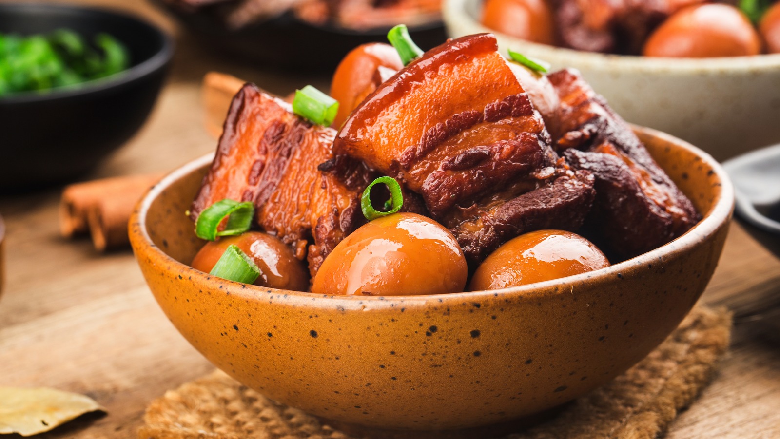 The Autumnal Ingredient You Should Be Using To Braise Pork