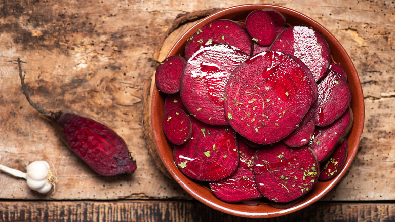 Slices of beets in a bowl