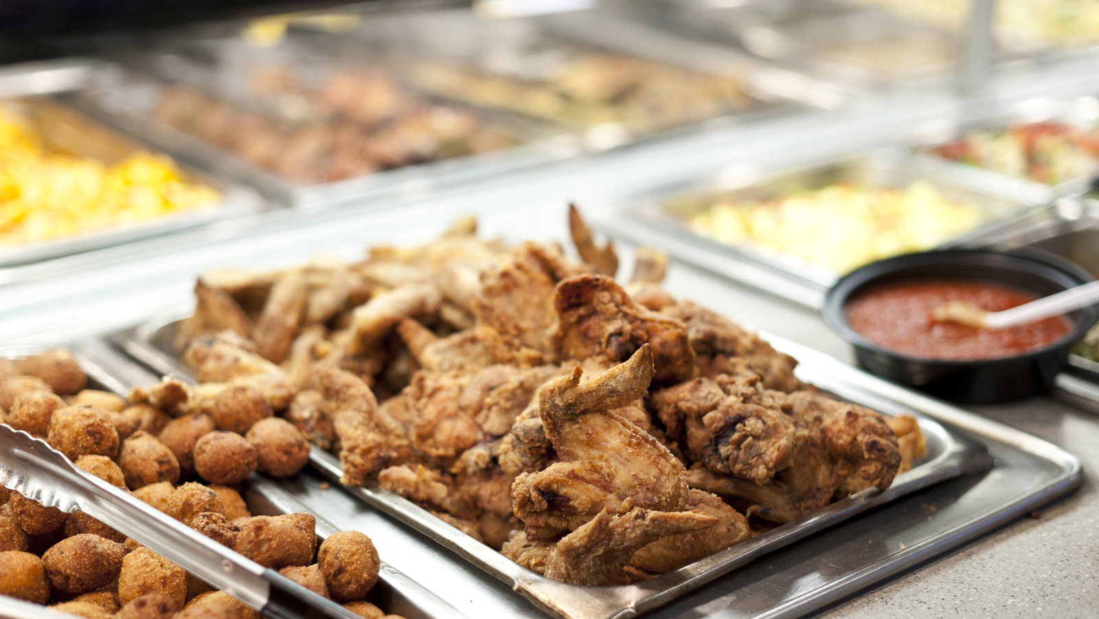 The Beloved Buffet Chain That Couldn't Survive The Pandemic - Tasting Table