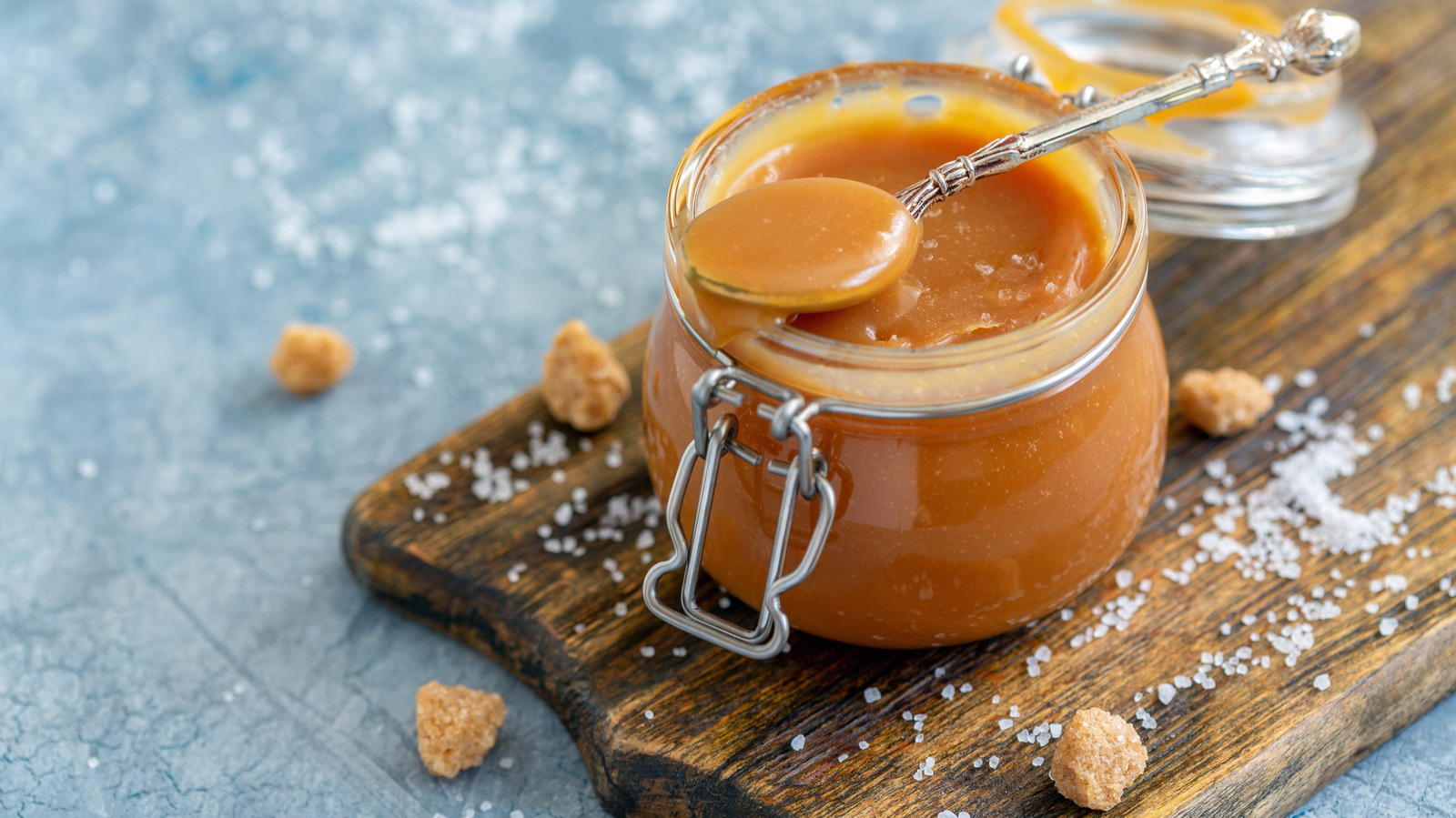 The Benefit Of Using Heavy Cream Instead Of Milk For Caramel Sauce