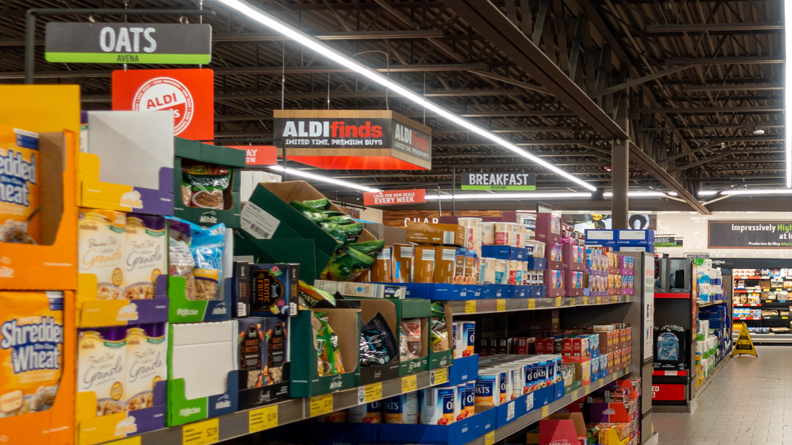 The Best Aldi Breakfast Cereal On The Shelves Is Near-Perfect In Our Eyes - Tasting Table
