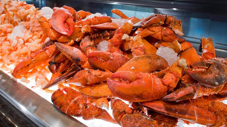 Lobster claws and shrimp on the buffet