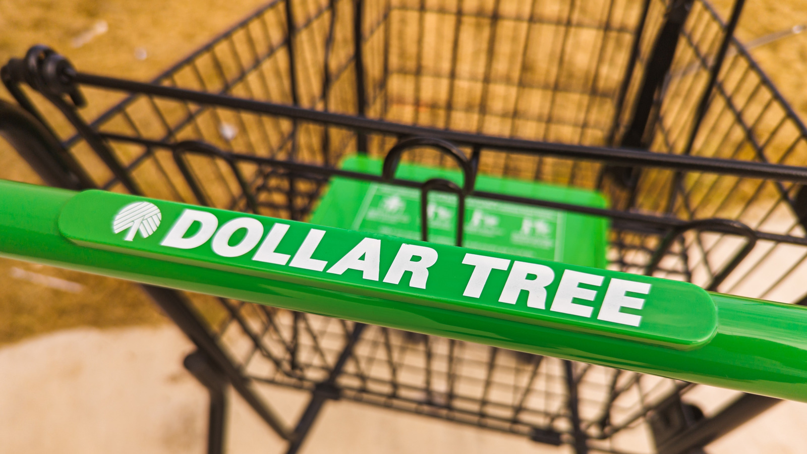 The Best And Worst Days Of The Week To Shop At Dollar Tree - Tasting Table