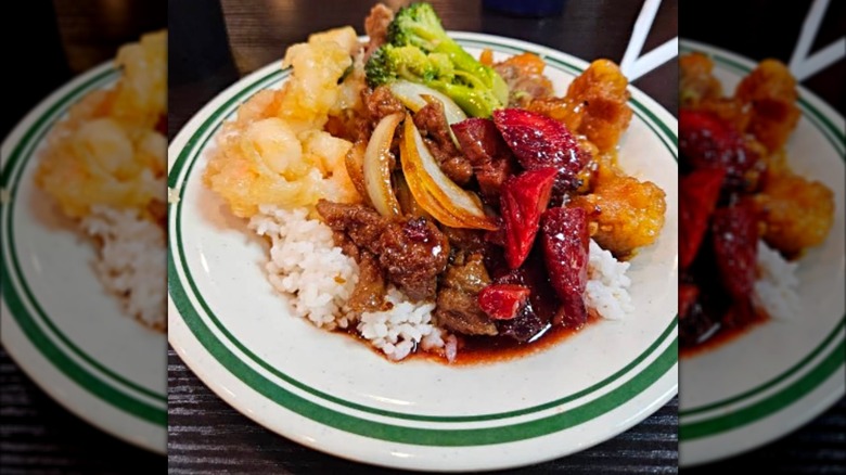 Combination plate of rice, beef, onions, and broccoli at China City Super Buffet