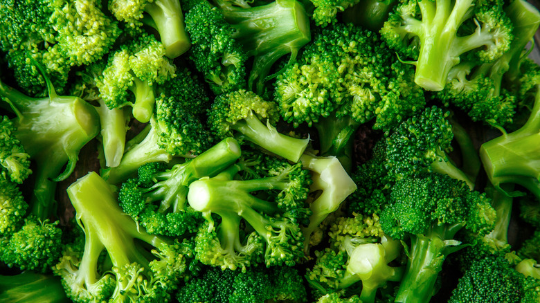 clutch of broccoli 