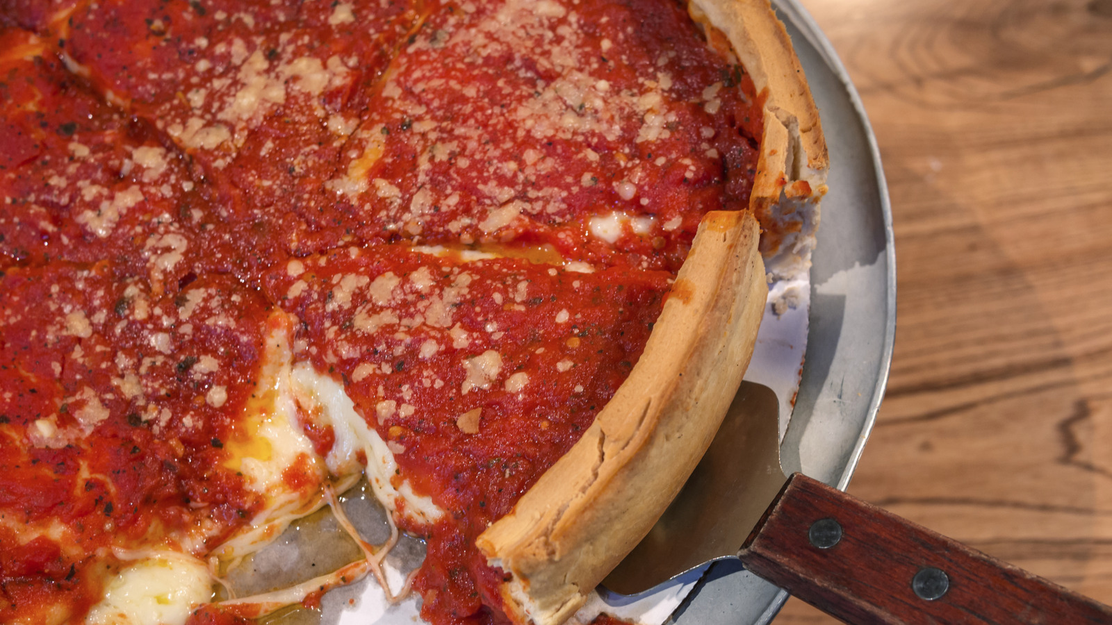 The Best Deep Dish Frozen Pizza Comes From This Iconic Chicago Pie Shop