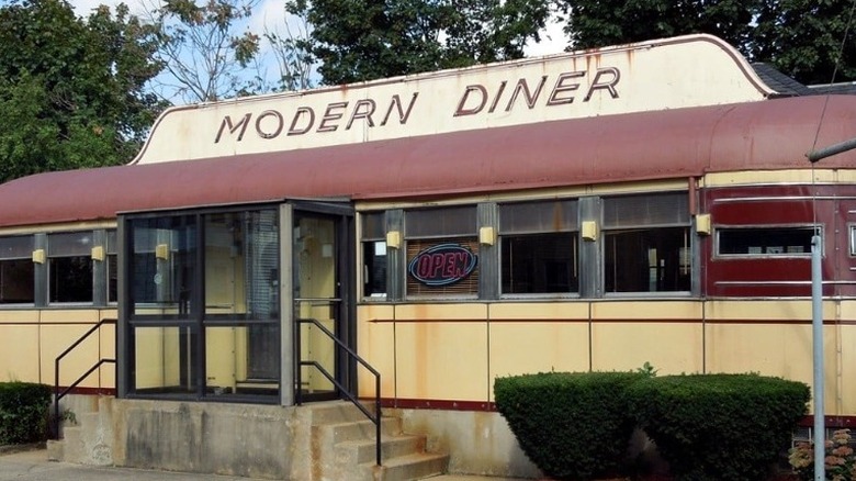 Modern Diner