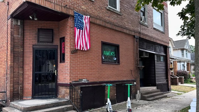 Exterior of Abick's Bar