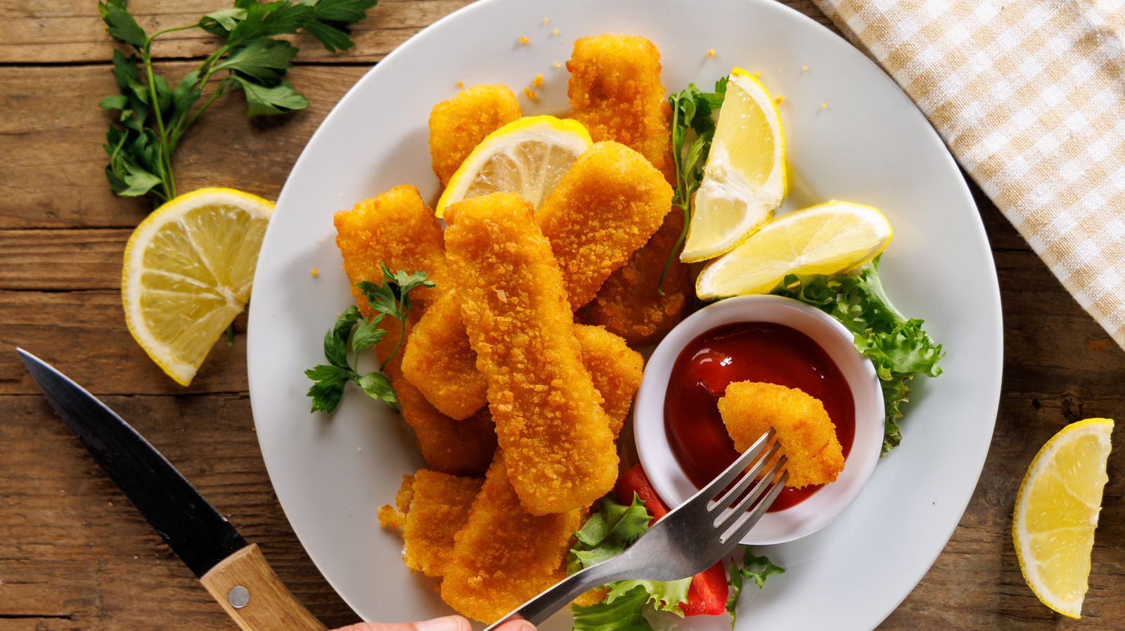 The Best Frozen Fish Sticks Have A Totally Unique Crispy Crust - Tasting Table