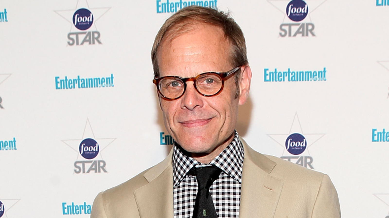 The Best Oyster Bar In The US, According To Alton Brown