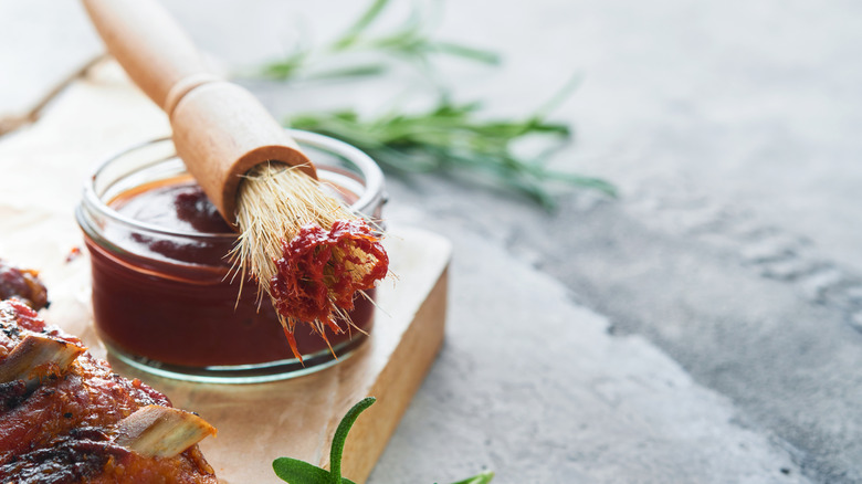 Barbecue sauce and brush