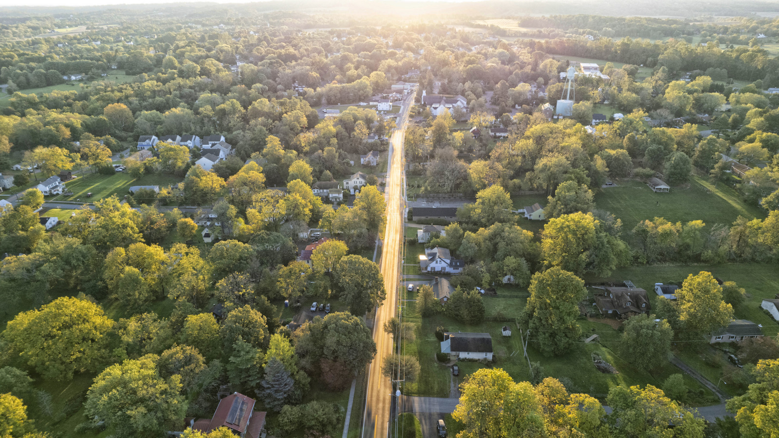 The Best Small-Town Restaurant In Every State - Tasting Table