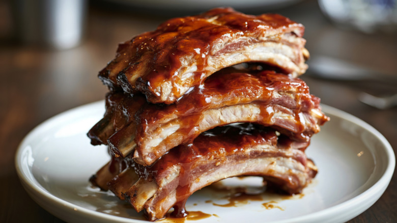 plate of prepared ribs