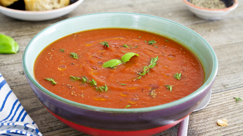 Creamy tomato soup with basil 