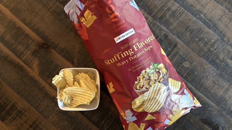 Bag of stuffing flavored chips and bowl of them