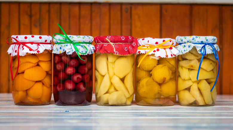 canned fruits and apples