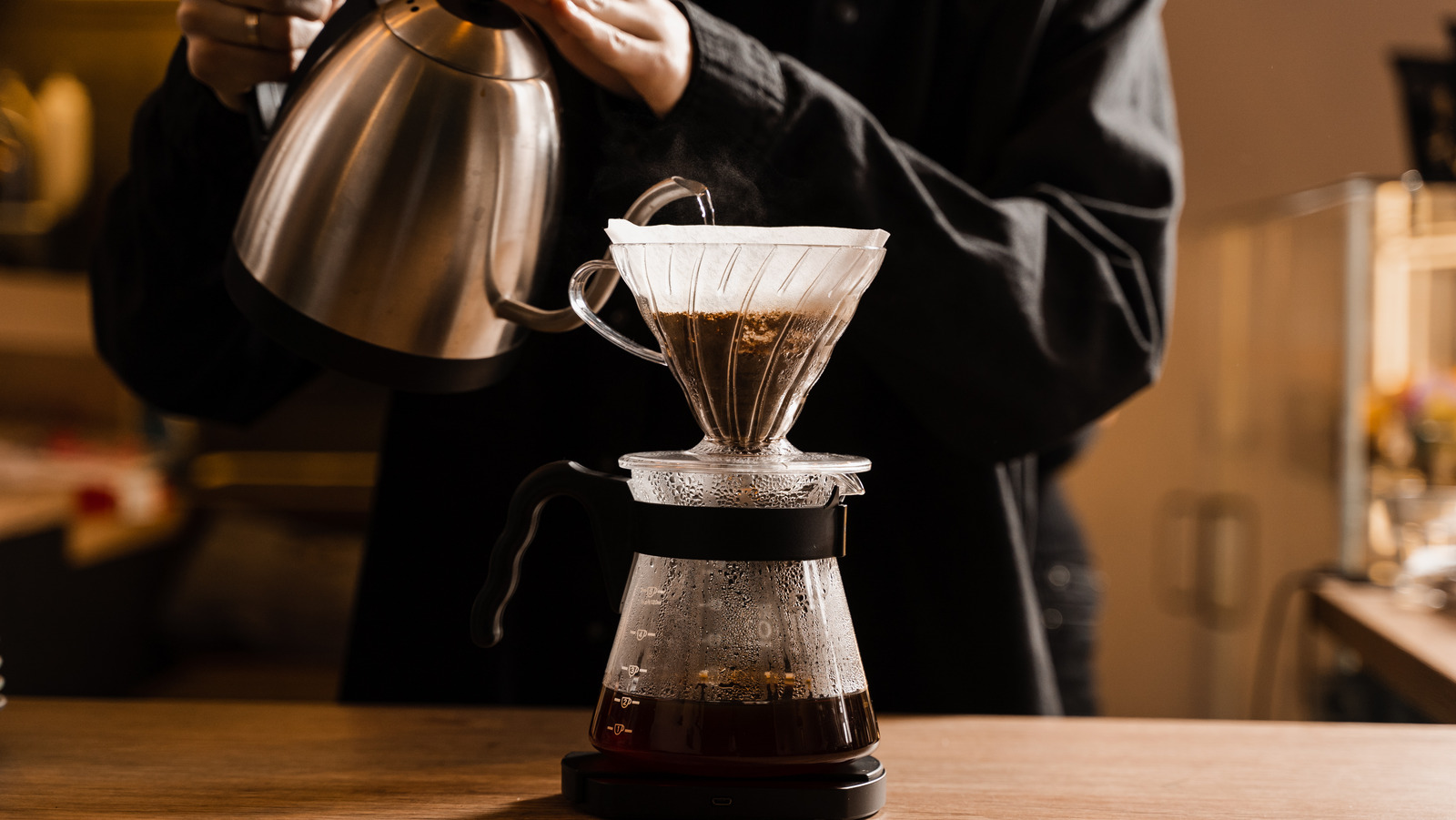 https://www.tastingtable.com/img/gallery/the-best-type-of-dripper-to-use-when-brewing-pour-over-coffee/l-intro-1698128760.jpg