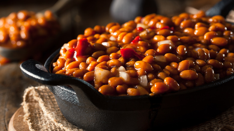 skillet of baked beans