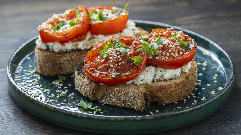 Open faced tomato sandwich