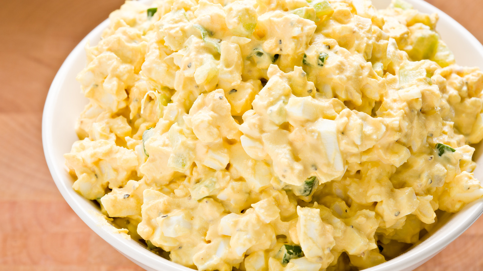 The Best Way To Chop Eggs For Egg Salad